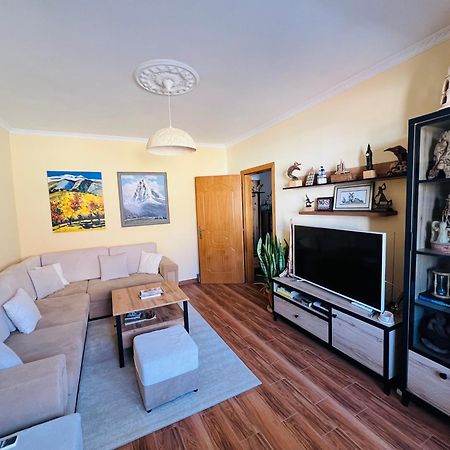Cozy Central Apartment تيرانا المظهر الخارجي الصورة