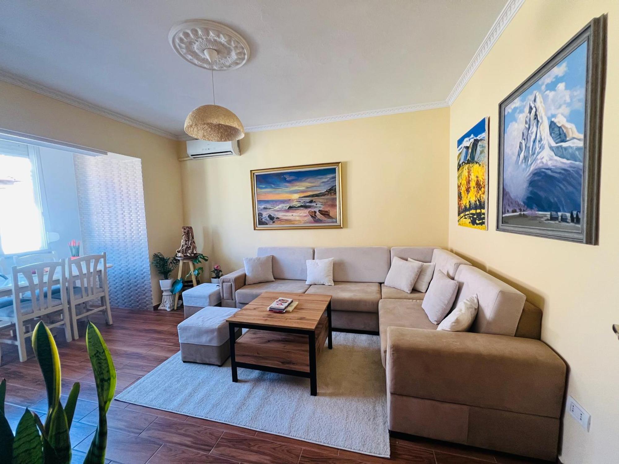 Cozy Central Apartment تيرانا المظهر الخارجي الصورة